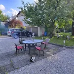 Greenslo Апартаменти *